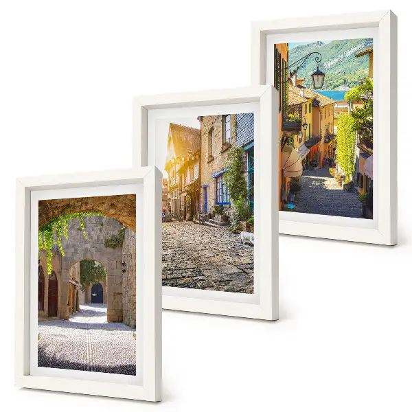 Set 3 tablouri cu străzi fermecătoare, clădiri și porți din piatră