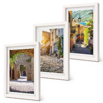 Set 3 tablouri Străzi fermecătoare cu clădiri și porți din piatră