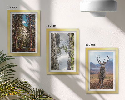 Galerie de perete Drum în pădure, munți și cerbi în natură