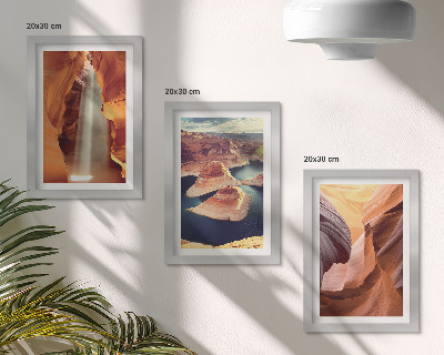 Galerie de perete Cascadă în formațiuni stâncoase din defileu, canion