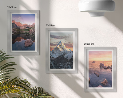 Set 3 tablouri Peisaje montane cu apă și stânci în fundal
