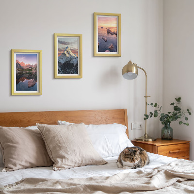 Set 3 tablouri Peisaje montane cu apă și stânci în fundal