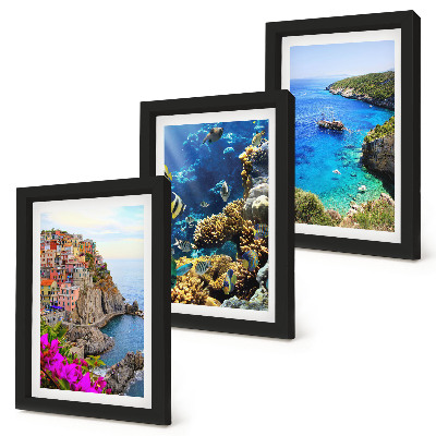 Galerie de perete Vederi la mare cu case colorate și recif de corali
