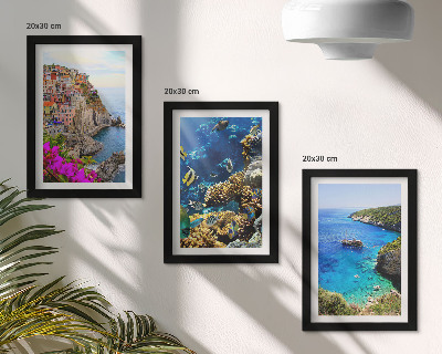 Galerie de perete Vederi la mare cu case colorate și recif de corali