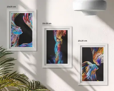Galerie de perete cu abstracțiuni colorate reprezentând fețe și forme dinamice
