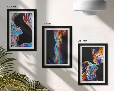 Galerie de perete cu abstracțiuni colorate reprezentând fețe și forme dinamice