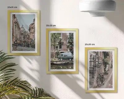 Set de 3 tablouri cu vederi liniștite ale clădirilor din oraș