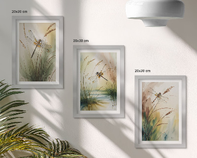 Set 3 tablouri Libelule printre iarba de lângă apă într-un stil pictural