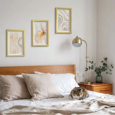 Set de 3 tablouri cu modele abstracte în nuanțe calde și motive elegante