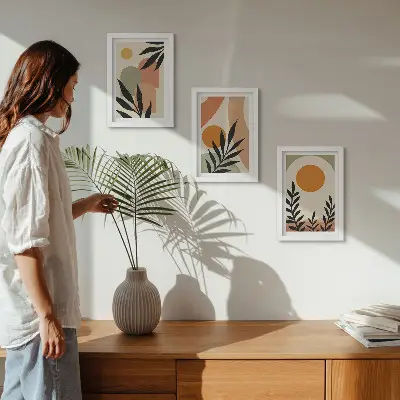 Set de 3 tablouri cu forme abstracte și motive vegetale în culori calde