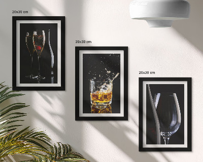 Set 3 tablouri Pahare de vin și whisky pe fundal negru