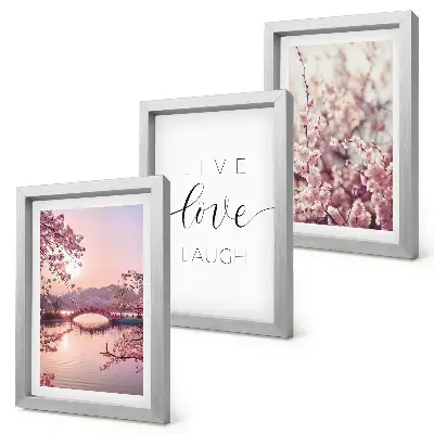 Set de 3 tablouri cu motive florale, un pod și o inscripție