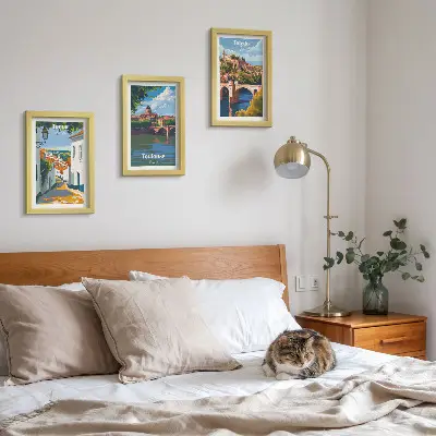 Galerie de perete cu grafică în stil retro a orașelor celebre