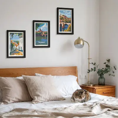 Galerie de perete cu grafică în stil retro a orașelor celebre