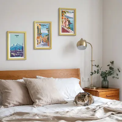 Set de 3 tablouri cu peisaje urbane colorate în stil retro