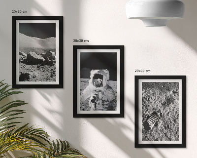 Galerie de perete Fotografii pe Lună cu astronaut și amprentă