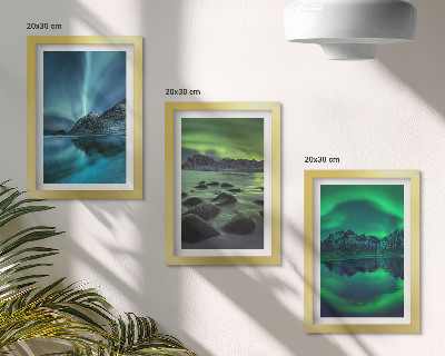 Set 3 tablouri Peisaj de iarnă cu aurore boreale și munți
