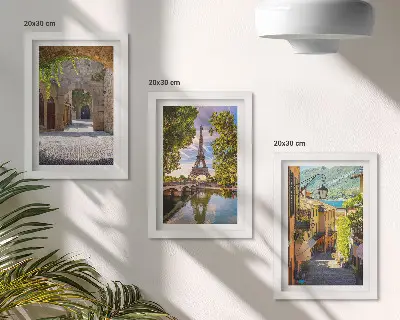 Galerie de perete cu străzi frumoase, arhitectură istorică și Turnul Eiffel