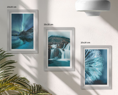 Set 3 tablouri Peisaje de iarnă cu cascade și aurore boreale