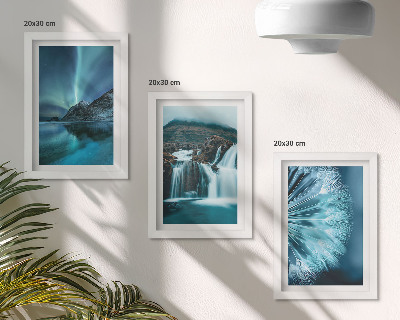 Set 3 tablouri Peisaje de iarnă cu cascade și aurore boreale