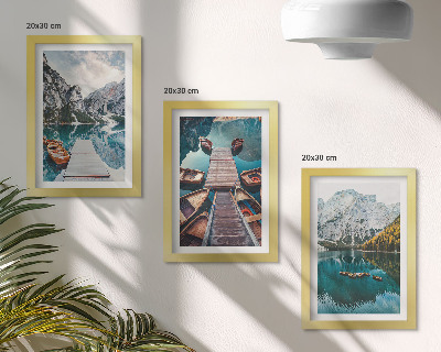 Set 3 tablouri Un lac cu diguri de lemn și munți