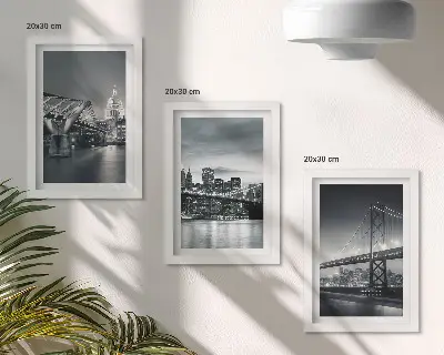 Set 3 tablouri cu poduri și arhitectură urbană în nuanțe de gri