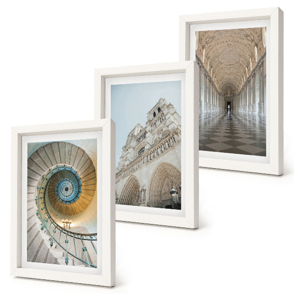Galerie de perete Scara în spirală a catedralei, vedere a fațadei clădirii și un coridor placat cu gresie