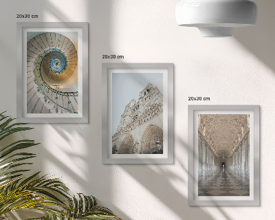 Galerie de perete Scara în spirală a catedralei, vedere a fațadei clădirii și un coridor placat cu gresie