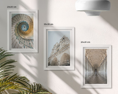 Galerie de perete Scara în spirală a catedralei, vedere a fațadei clădirii și un coridor placat cu gresie