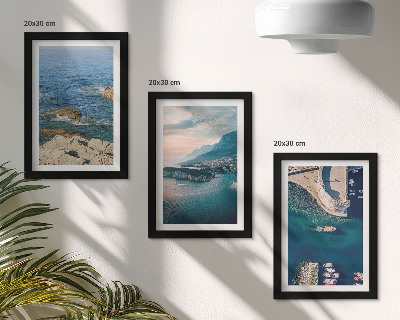Set 3 tablouri Vederi la mare cu stânci și porturi montane