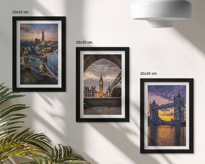 Set 3 tablouri Vederi ale orașului cu poduri și turnuri cu ceas