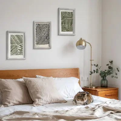 Set de 3 tablouri cu modele de linii și forme în nuanțe de verde