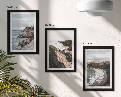 Set 3 tablouri Vederi la mare cu stânci și peisaje de plajă