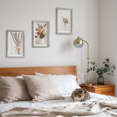 Galerie de perete Flori și ramuri într-un stil minimalist natural