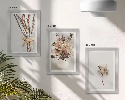 Galerie de perete cu flori și ramuri în stil minimalist natural