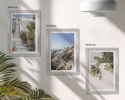 Galerie de perete Scări albe în Santorini cu vedere la oraș