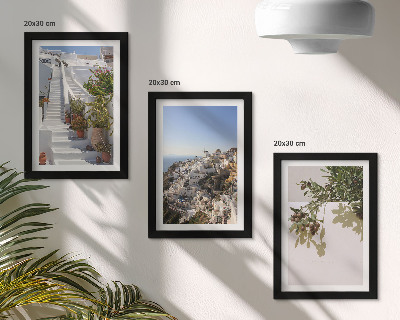 Galerie de perete Scări albe în Santorini cu vedere la oraș