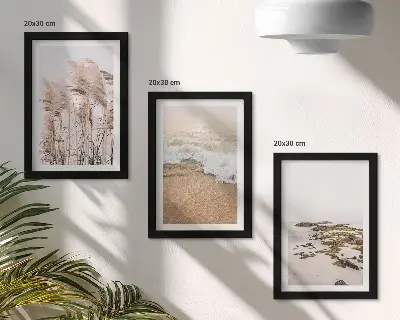 Galerie de perete cu valuri de iarbă pe plajă și pietre de litoral în stil boho