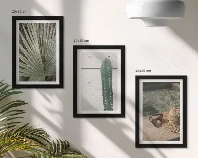 Set 3 tablouri cu plante tropicale și accesorii de vacanță pe malul apei