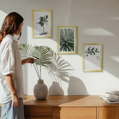 Set de 3 tablouri cu plante verzi în stil minimalist