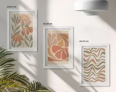 Galerie de perete cu flori pastelate și modele abstracte
