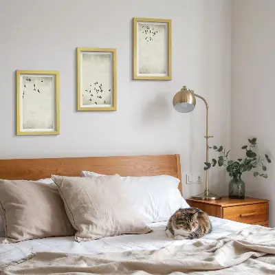 Galerie de perete pictură minimalistă cu păsări în zbor