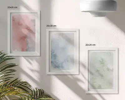 Galerie de perete cu acuarele colorate și structuri pastelate pe pânză