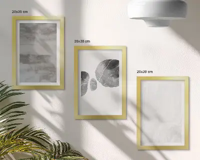 Galerie de perete cu forme și structuri abstracte în stil modern