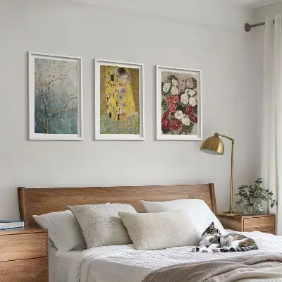 Set de tablouri pentru dormitor cu modelul Florile copacului pictat de Klimt