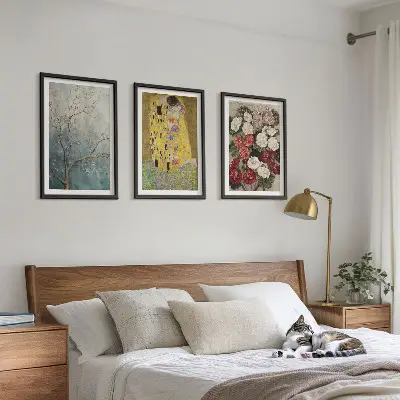 Set de tablouri pentru dormitor cu modelul Florile copacului pictat de Klimt