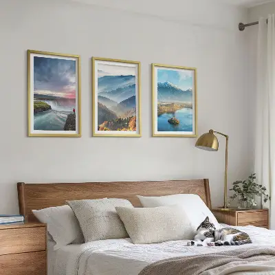Set tablouri decorative cu peisaje montane și cascade