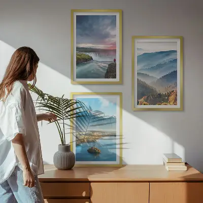 Set tablouri decorative cu peisaje montane și cascade