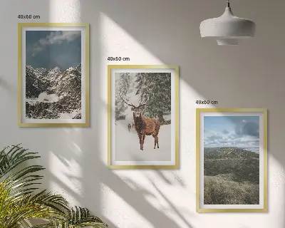 Set tablouri pentru dormitor peisaj forestier cu cerbi și zăpadă în munți