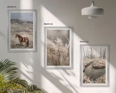 Set tablouri decorative peisaj cu cai, iarbă și pârâu